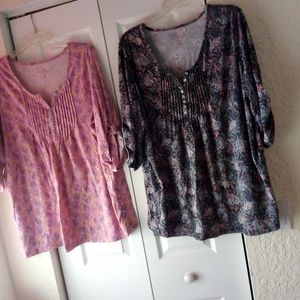 2 womens floral closest pink and blue set